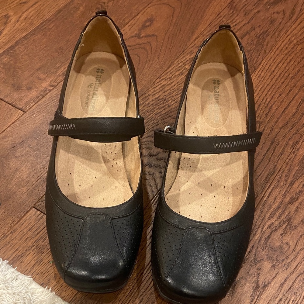 Naturalizer Black Mary Jane slight wedge